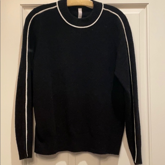 Athleta Sweaters - Athleta Merino Wool Sweater